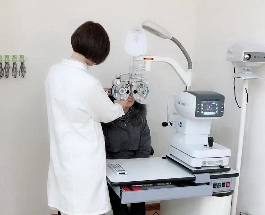 眼视光仪器技术专业